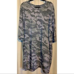 Jane & Delancey Camo T-shirt dress